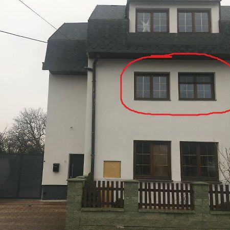 Apartment Dubnica-Prejta 2 Dubnica nad Váhom Exterior foto