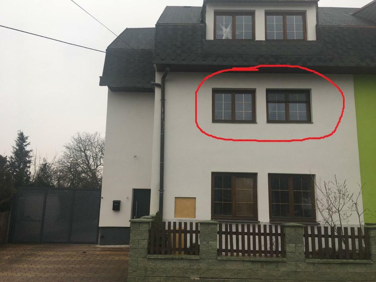 Apartment Dubnica-Prejta 2 Dubnica nad Váhom Exterior foto